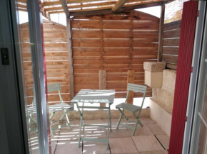 Jolie maison de ville avec terrasse ombragée